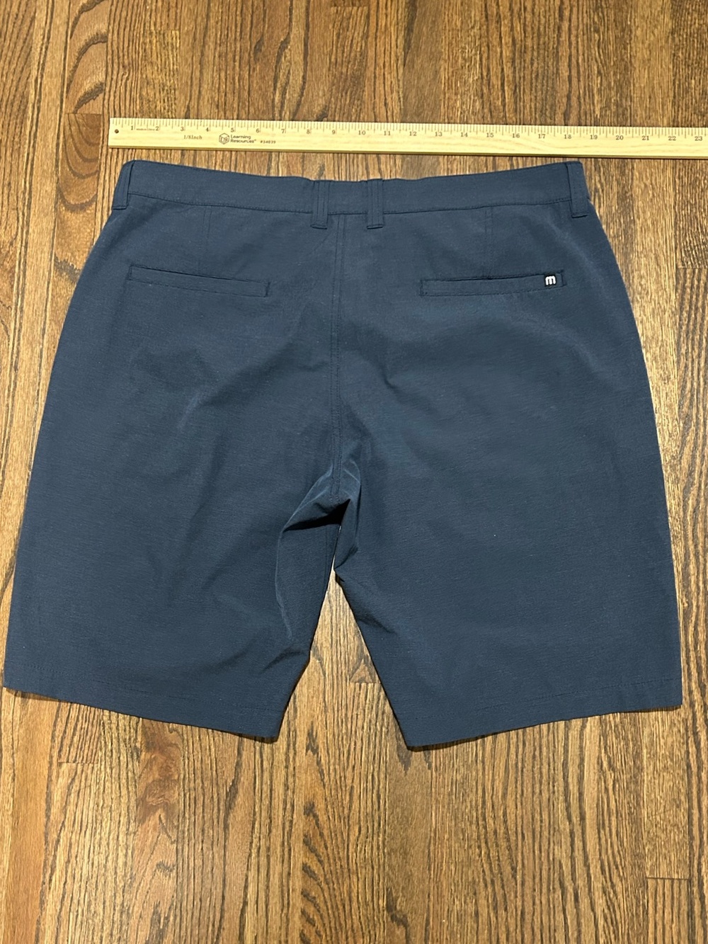 Travis Mathew Navy Performance Golf Shorts Men’s 36 - Picture 2 of 6
